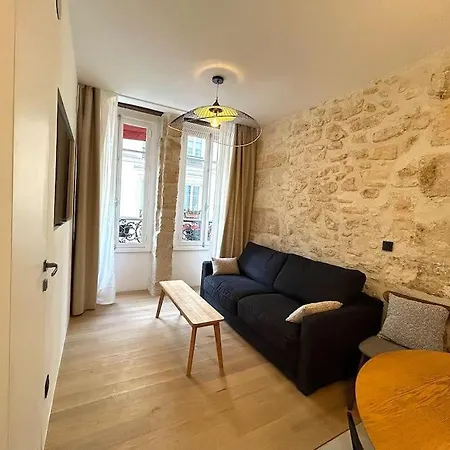 Appartamento Louvre -notre Dame 2bd, 2bath Ac